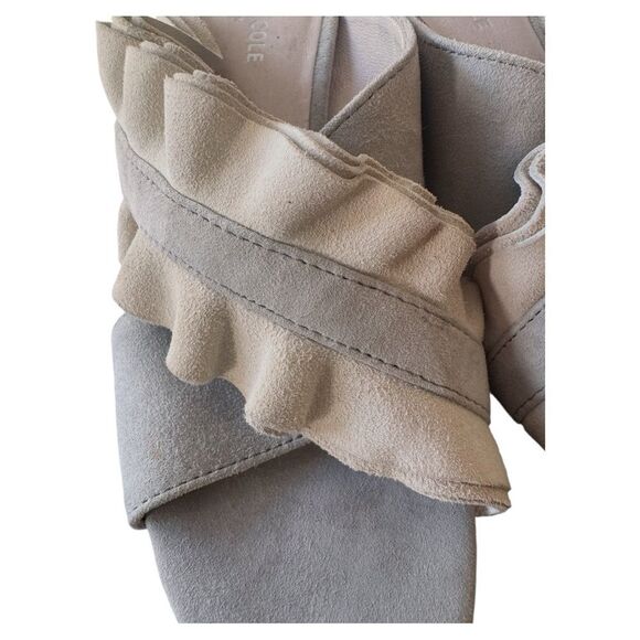 Kenneth Cole Laken Suede Ruffle Slide Sandals Sz 9.5 Two-Tone Dusty Gray - Picture 8 of 8
